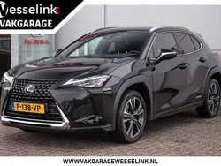 Zwart Gebruikt 2022 Lexus UX 250h SUV | € 30.250 (Goede deal)