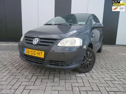 Grijs Gebruikt 2006 VW Fox Trendline Hatchback | € 950 (Goede deal)