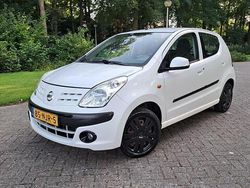 Wit Gebruikt 2010 Nissan Pixo Acenta Hatchback | € 1.849 (Eerlijke prijs)