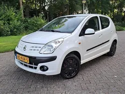 Wit Gebruikt 2010 Nissan Pixo Acenta Hatchback | € 1.849 (Eerlijke prijs)
