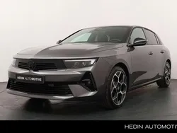 Grijs Nieuw 2024 Opel Astra Hatchback | € 41.414 (Goede deal)