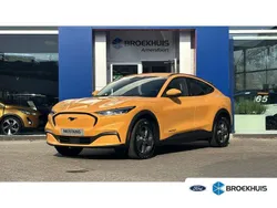 Oranje, metallic lak Nieuw 2025 Ford Mustang Mach-E SUV | € 44.400 (Eerlijke prijs)