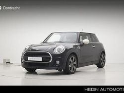 Zwart Gebruikt 2019 Mini Cooper Hatchback | € 20.895 (Duur)