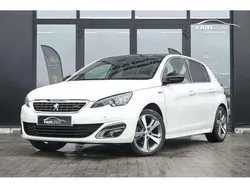 Wit Gebruikt 2017 Peugeot 308 GT-line Sedan | € 12.450 (Eerlijke prijs)