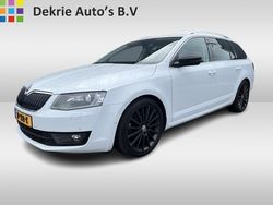 Wit Gebruikt 2016 Skoda Octavia Business Line Stationwagen | € 12.990 (Duur)