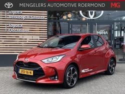 Rood Nieuw 2025 Toyota Yaris Executive Hatchback | € 35.450 (Duur)