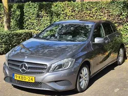 Grijs Gebruikt 2013 Mercedes 180 Sedan | € 10.995 (Eerlijke prijs)
