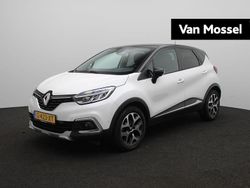 Twotone blanc nacré / noir etoilé Gebruikt 2019 Renault Captur Intens SUV | € 13.940 (Eerlijke prijs)