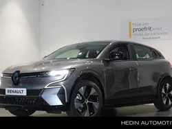 Grijs Nieuw 2024 Renault Mégane Equilibre Hatchback | € 31.950