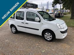 Wit Gebruikt 2011 Renault Kangoo MPV | € 5.999 (Eerlijke prijs)