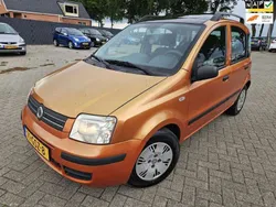 Oranje, metallic lak Gebruikt 2008 Fiat Panda Emotion Hatchback | € 2.150 (Eerlijke prijs)