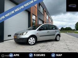 Grijs Gebruikt 2007 Ford Fiesta Hatchback | € 899 (Goede deal)