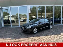 Zwart, metallic lak Gebruikt 2021 Audi A1 Sportback Comfort Hatchback | € 23.900 (Eerlijke prijs)
