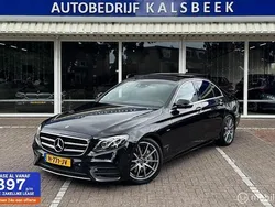 Zwart Gebruikt 2020 Mercedes E300 Sport Edition Sedan | € 29.999 (Eerlijke prijs)