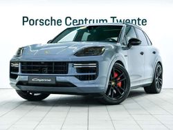Grijs, metallic lak Gebruikt 2024 Porsche Cayenne Turbo SUV | € 189.900