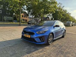 Blauw Gebruikt 2019 Kia Ceed Hatchback | € 17.250 (Goede deal)