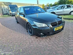Zwart Gebruikt 2004 BMW 525 Sedan | € 3.950 (Super prijs)