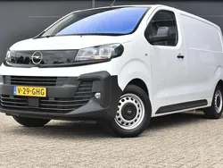Wit Gebruikt 2024 Opel Vivaro Van | € 22.900 (Eerlijke prijs)