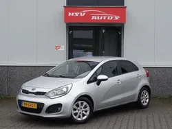 Grijs, metallic lak Gebruikt 2012 Kia Rio 4 Hatchback | € 5.999 (Eerlijke prijs)