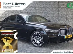 Zwart Gebruikt 2020 BMW 745e Executive Sedan | € 55.495 (Goede deal)