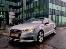 Zilver Gebruikt 2014 Audi A3 Ambition Sedan | € 12.500 (Eerlijke prijs)