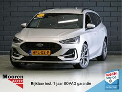Grijs Gebruikt 2023 Ford Focus Style Stationwagen | € 22.500 (Iets duurder)