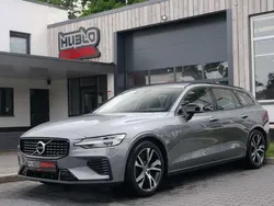Grijs, metallic lak Gebruikt 2021 Volvo V60 R-Design Stationwagen | € 32.950 (Goede deal)