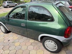 Groen Gebruikt 1997 Opel Corsa Swing Hatchback | € 996 (Iets duurder)
