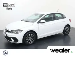 Wit Gebruikt 2023 VW Polo Life Hatchback | € 19.540 (Goede deal)
