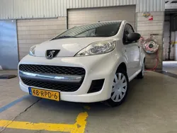 Zwart Gebruikt 2011 Peugeot 107 Hatchback | € 1.750 (Eerlijke prijs)