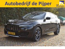 Zwart Gebruikt 2019 Maserati Levante GranLusso SUV | € 67.955 (Eerlijke prijs)