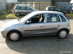 Grijs Gebruikt 2004 Opel Corsa Enjoy Hatchback | € 1.450 (Eerlijke prijs)