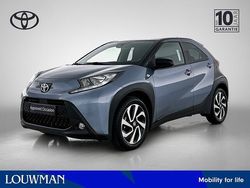 Blauw (metallic) Gebruikt 2024 Toyota Aygo X Pulse SUV | € 22.950
