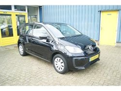 Zwart Gebruikt 2019 VW up! move up! Hatchback | € 7.950 (Eerlijke prijs)