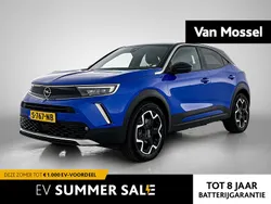 Blauw, metallic lak Gebruikt 2022 Opel Mokka-e Ultimate SUV | € 19.800 (Eerlijke prijs)