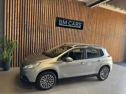 Grijs Gebruikt 2013 Peugeot 2008 Active SUV | € 5.695 (Iets duurder)