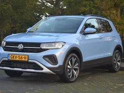Blauw, metallic lak Gebruikt 2024 VW T-Cross Style SUV | € 27.850 (Goede deal)
