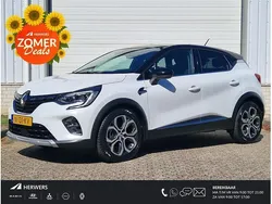 Twotone blanc nacré / noir et Gebruikt 2021 Renault Captur Intens SUV | € 21.385 (Eerlijke prijs)