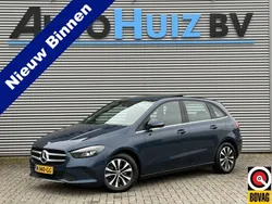 Blauw Gebruikt 2020 Mercedes B200 Business MPV | € 25.990 (Eerlijke prijs)