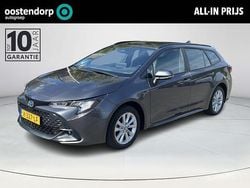 Grijs Gebruikt 2023 Toyota Corolla Active Stationwagen | € 27.900 (Iets duurder)