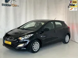 Zwart Gebruikt 2015 Hyundai i30 Hatchback | € 9.799 (Eerlijke prijs)