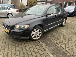 Zwart Gebruikt 2005 Volvo S40 Kinetic Sedan | € 1.150 (Goede deal)