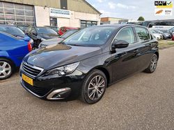 Zwart Gebruikt 2016 Peugeot 308 Allure Hatchback | € 6.500 (Eerlijke prijs)