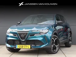 Blauw Gebruikt 2024 Alfa Romeo Junior Edizione Speciale SUV | € 32.885 (Eerlijke prijs)