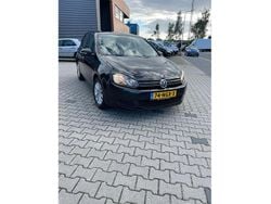 Zwart Gebruikt 2010 VW Golf VI Hatchback | € 6.250 (Eerlijke prijs)