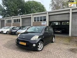 Zwart Gebruikt 2005 Daihatsu Sirion Hatchback | € 1.495 (Eerlijke prijs)