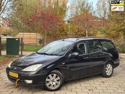 Zwart Gebruikt 2004 Ford Focus Futura Stationwagen | € 600 (Super prijs)