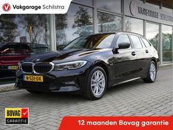 Zwart Gebruikt 2021 BMW 320 Stationwagen | € 28.950 (Goede deal)