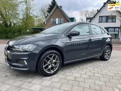 Grijs Gebruikt 2019 VW Polo Comfortline Hatchback | € 8.499 (Goede deal)