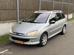 Grijs Gebruikt 2004 Peugeot 206 Griffe Stationwagen | € 2.150 (Eerlijke prijs)